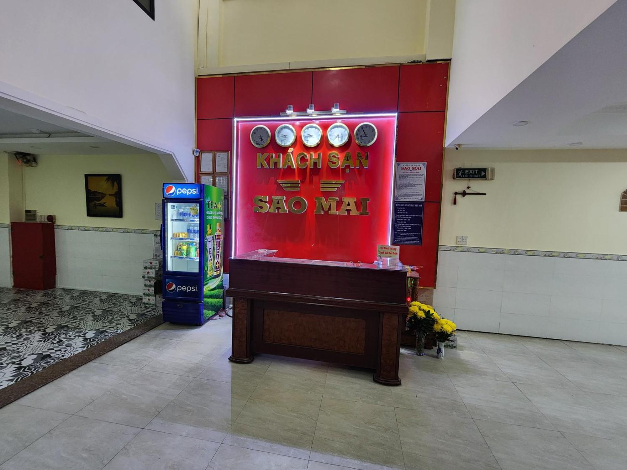 Khach San Sao Mai Hotel Хошимин Екстериор снимка